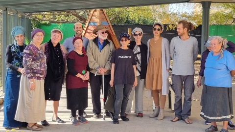 בוגרי קורס גינון בר קיימא גיל שלישי גוש עציון 2022.jpg